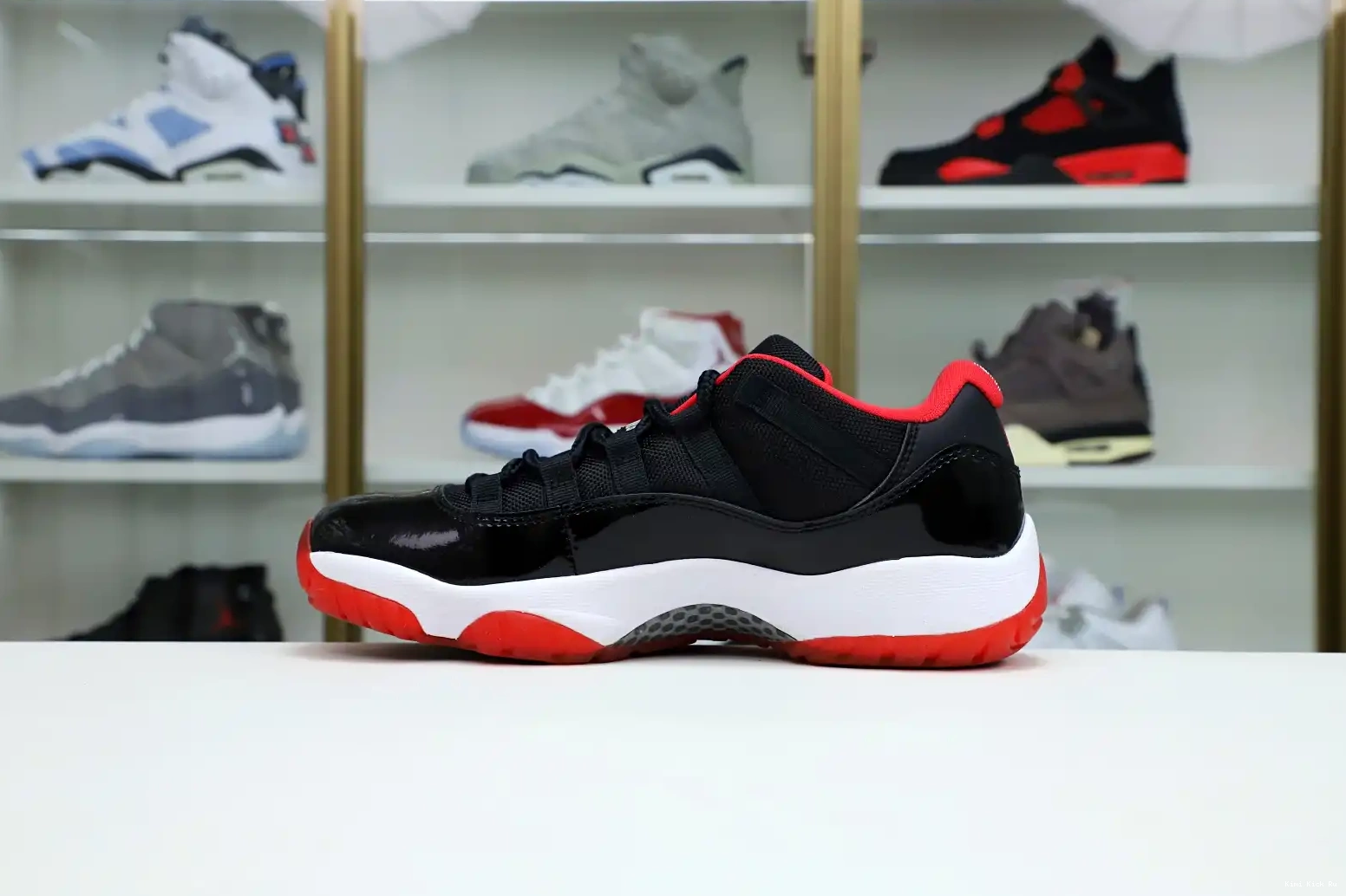 Kimikick LOW BRED JORDAN AIR RETRO 11 0709